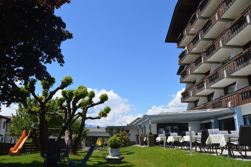Hotel Bellevue Seeboden Exterior photo